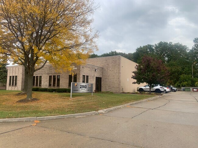 Plus de détails pour 35360 Forton Ct, Clinton Township, MI - Industriel à louer