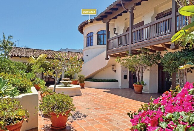 Plus de détails pour 1525 State St, Santa Barbara, CA - Bureau à vendre