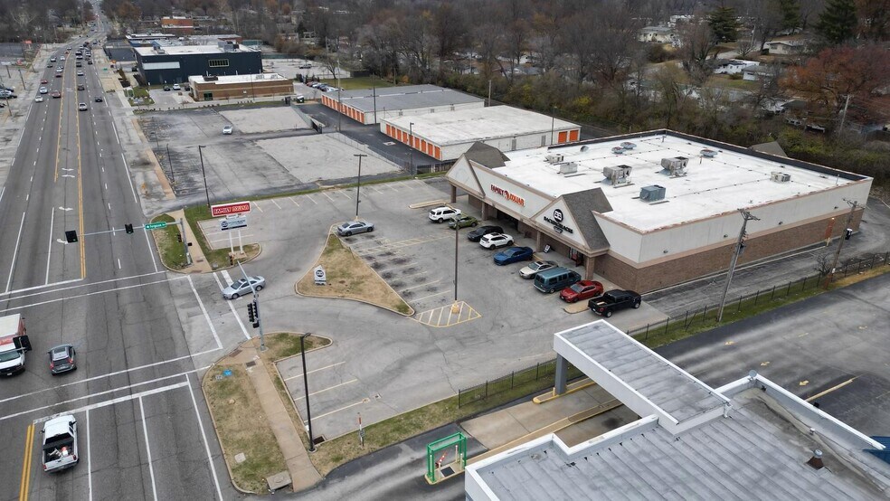9070 W Florissant Ave, Saint Louis, MO for lease - Aerial - Image 2 of 2