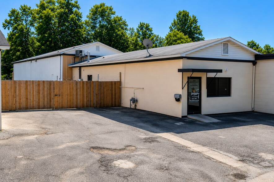 2688 Roff Ave, Macon-Bibb, GA à vendre - Photo du bâtiment - Image 1 de 1