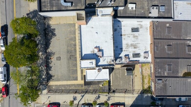 11-17 43rd Ave, Long Island City, NY - Aerial  map view