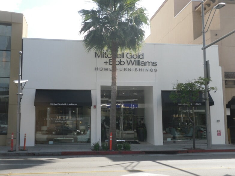 242-246 N Beverly Dr, Beverly Hills, CA for lease - Building Photo - Image 2 of 3