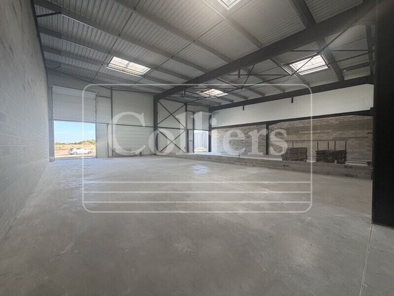 Flex in Marignane for sale Building Photo- Image 1 of 15