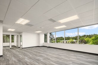 14405 SE 36th St, Bellevue, WA à louer Photo intérieure- Image 2 de 6