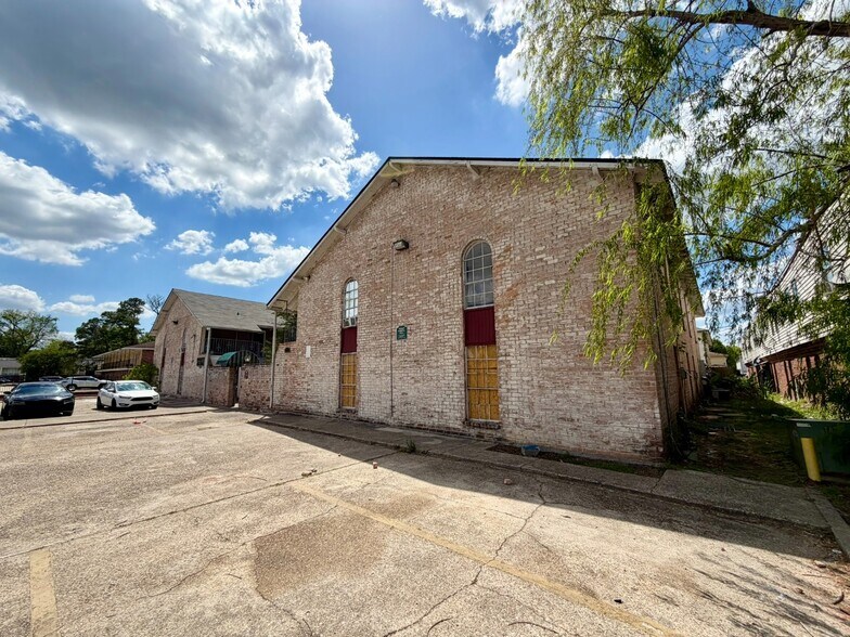 4728 Ya Tittle Ave, Baton Rouge, LA à vendre - Photo du bâtiment - Image 2 de 61