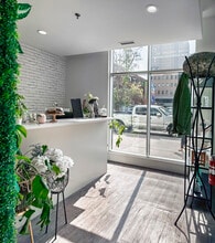 638 11th Ave SW, Calgary, AB à louer Photo intérieure- Image 2 de 3