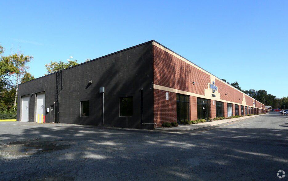 3619 Richmond Hwy, Stafford, VA à louer - Photo du bâtiment - Image 3 de 23