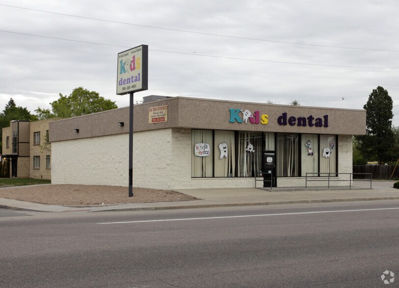 7901 E Colfax Ave, Denver, CO à vendre - Photo du bâtiment - Image 3 de 11