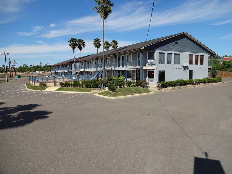 3201 S 10th St, McAllen, TX à vendre - Photo du bâtiment - Image 2 de 9