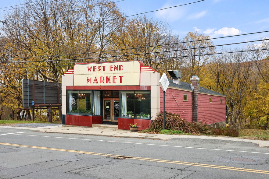 437 W Main St, North Adams, MA for sale - Building Photo - Image 2 of 19