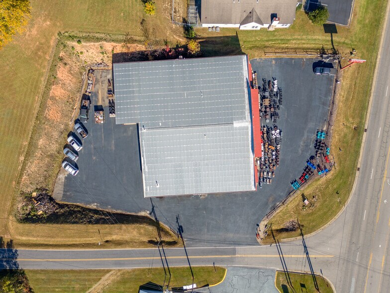 25 Setser Branch Rd, Franklin, NC à vendre - Photo du bâtiment - Image 2 de 30