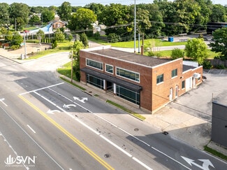 Plus de détails pour 611 Winchester Rd, Lexington, KY - Bureau à louer