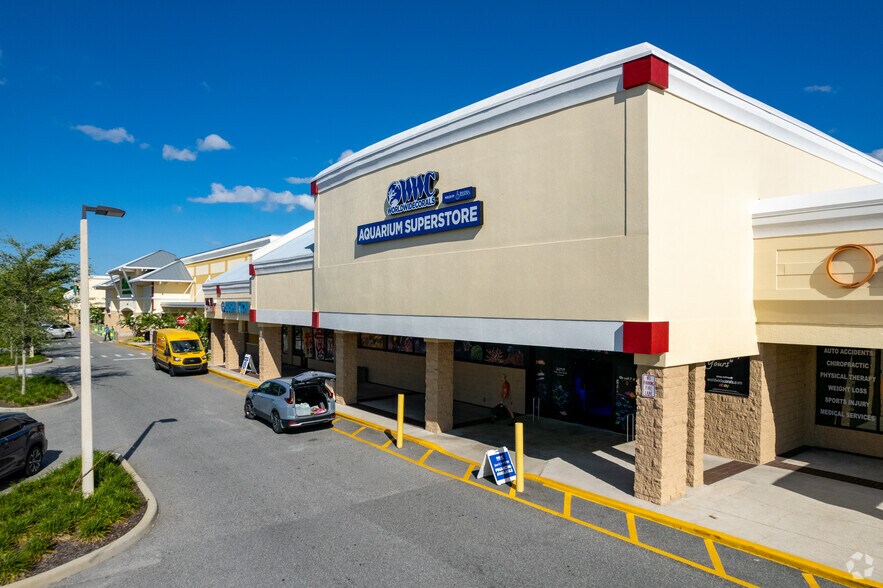 5302-5494 Central Florida Pky, Orlando, FL à louer - Photo du bâtiment - Image 3 de 8