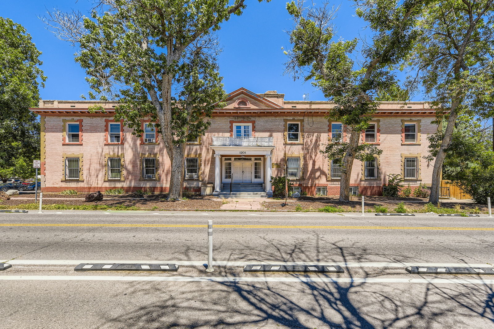 1201 E 16th Ave, Denver, CO à vendre Photo du bâtiment- Image 1 de 1