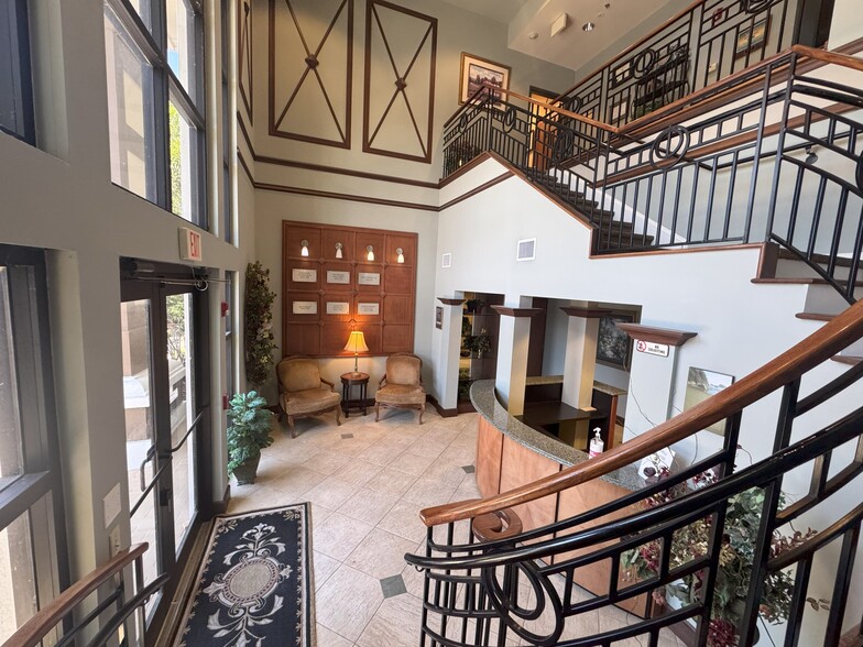 12610 Race Track Rd, Tampa, FL for lease - Building Photo - Image 3 of 4