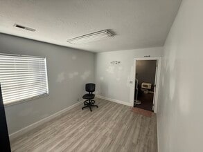 1270 E 8600 S, Sandy, UT à louer Photo intérieure- Image 2 de 2