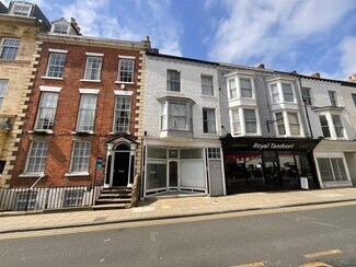 Plus de détails pour 8 Queen St, Scarborough - Commerce de détail à vendre