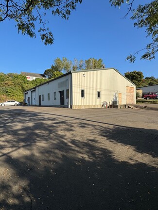 Plus de détails pour 42 Crestway, Hamden, CT - Industriel à vendre