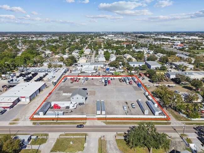 Plus de détails pour 6751 118th Ave, Largo, FL - Industriel à louer