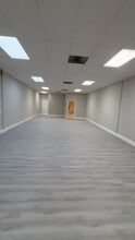 2901 W Oakland Park Blvd, Lauderdale Lakes, FL for lease - Commercial Listing Video 