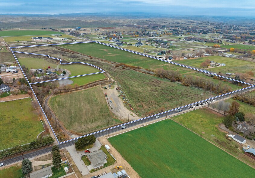 3251 N Linder Rd & 3622 N Fry Homestead, Eagle, ID à vendre - Photo du bâtiment - Image 3 de 6