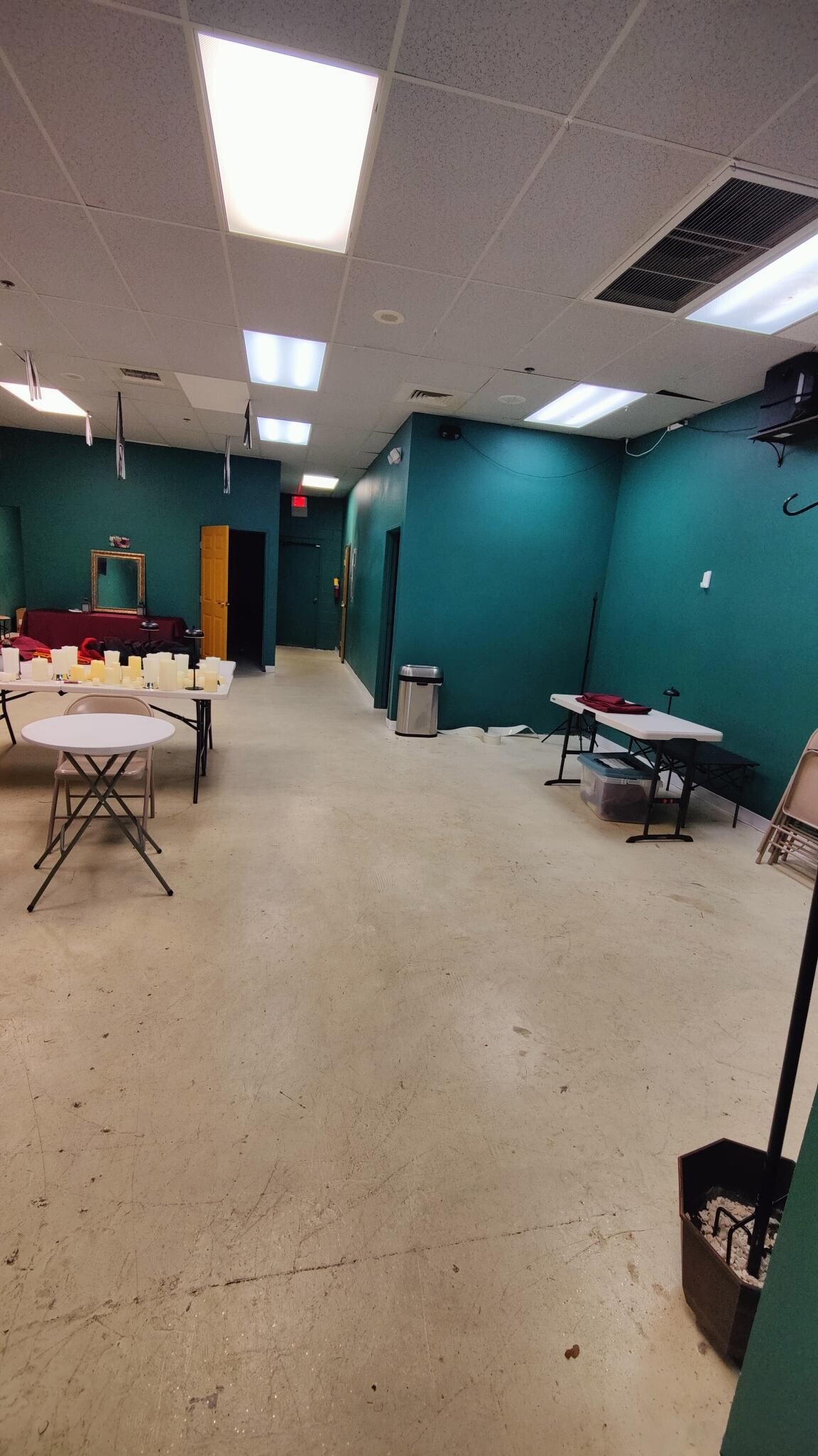 724 S Boulder Hwy, Henderson, NV for lease Interior Photo- Image 1 of 2