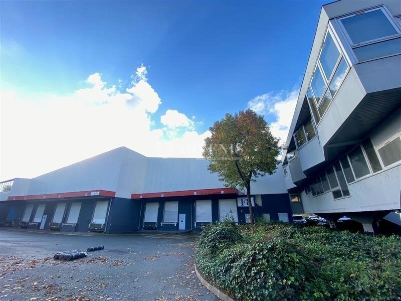Flex in Bonneuil-sur-Marne for lease Building Photo- Image 1 of 9