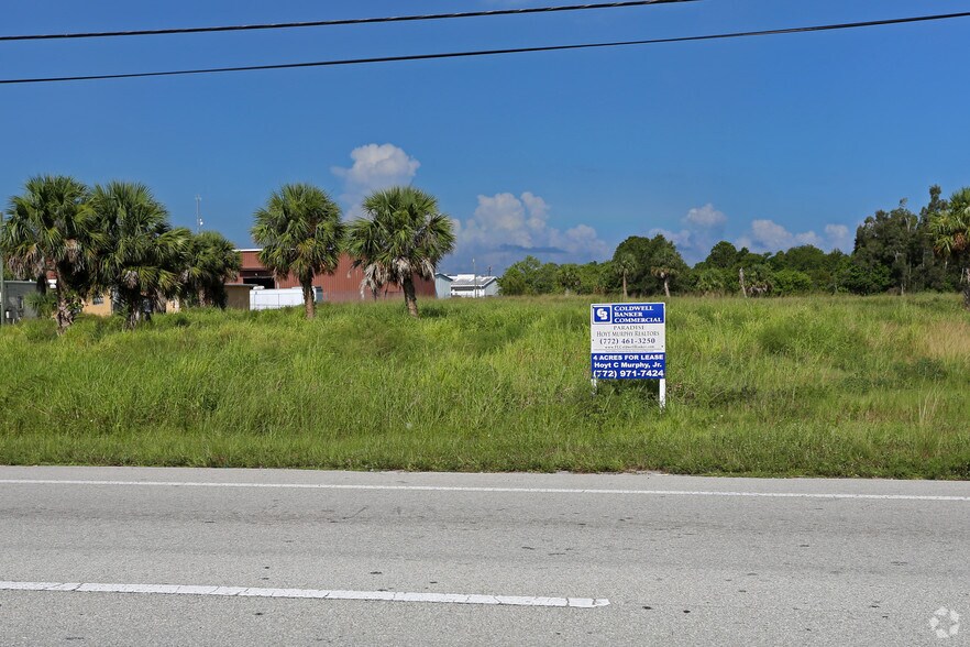 3419 S US Highway 1, Fort Pierce, FL à vendre - Photo du bâtiment - Image 1 de 9