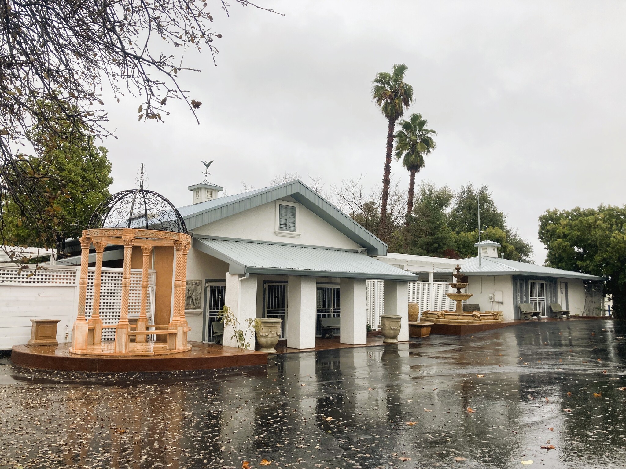 870 Hartnell Ave, Redding, CA for sale Primary Photo- Image 1 of 79