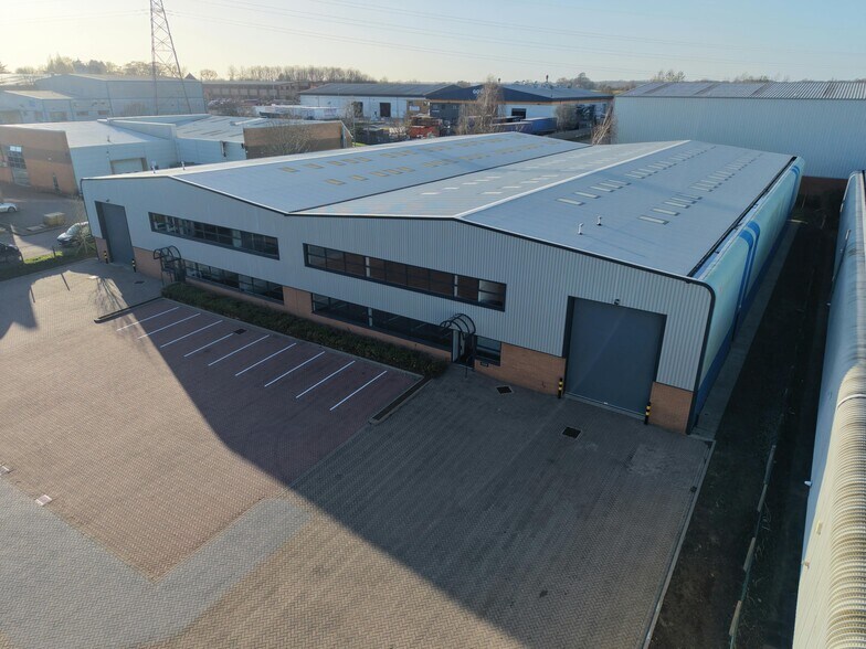 Henson Way, Kettering à louer - Photo du bâtiment - Image 2 de 7