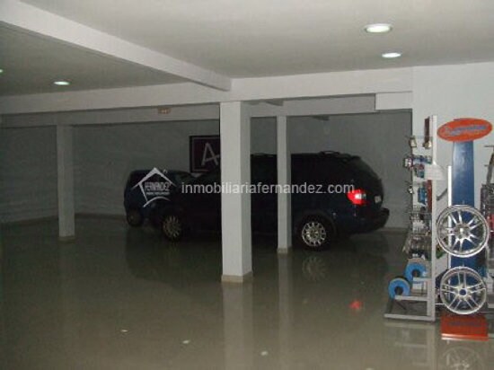 Commerce de détail dans Cáceres à vendre - Photo du bâtiment - Image 2 de 8