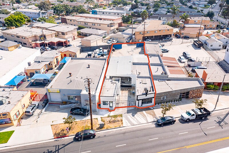 718 Centinela Ave, Inglewood, CA à vendre - Photo du bâtiment - Image 2 de 29