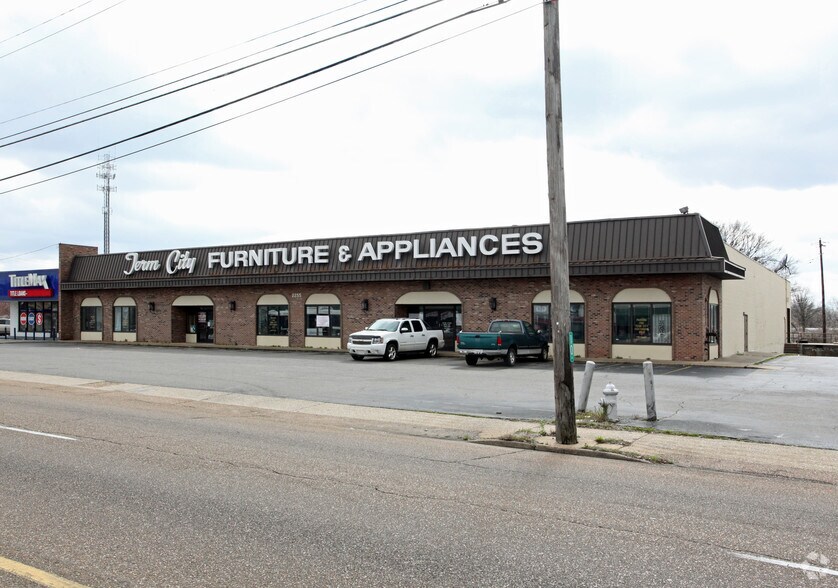 2255 Lamar Ave, Memphis, TN à louer - Photo principale - Image 1 de 6