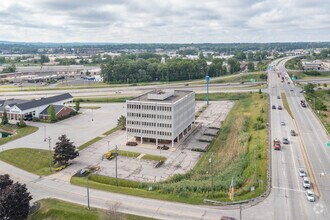 35350 Curtis Blvd, Eastlake, OH - AERIAL  map view - Image1
