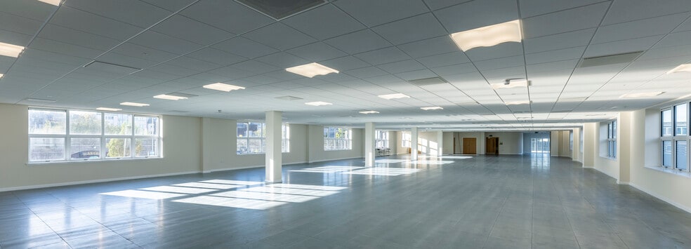 Old Ford Rd, Aberdeen for lease - Building Photo - Image 2 of 3