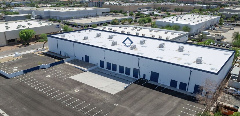 7100 W Erie St, Chandler, AZ à louer - Photo du bâtiment - Image 2 de 11