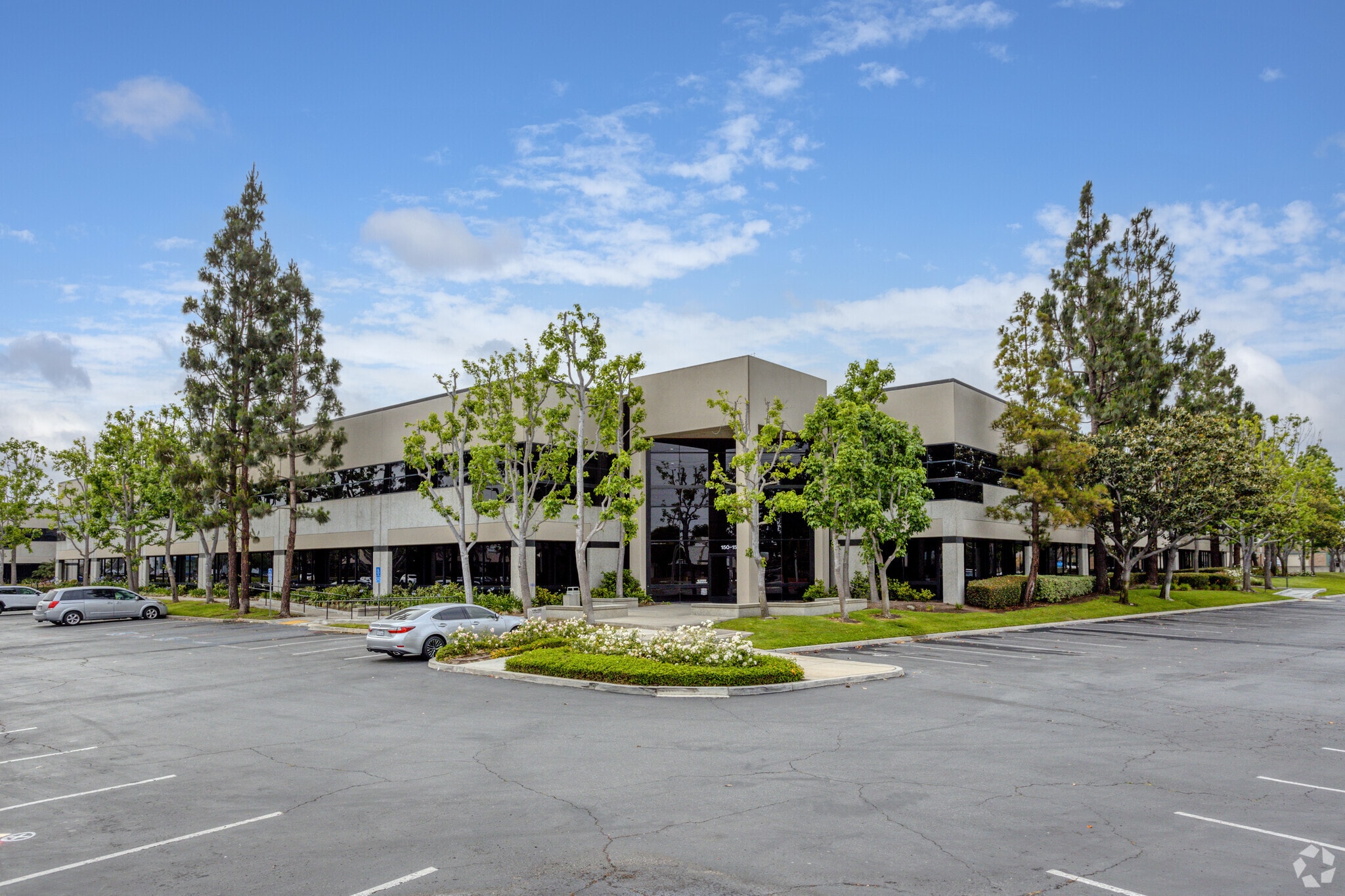150-152 W Walnut St, Gardena, CA for lease Building Photo- Image 1 of 12