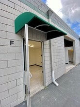 5835-5841 Mission Gorge Rd, San Diego, CA for lease Interior Photo- Image 2 of 10