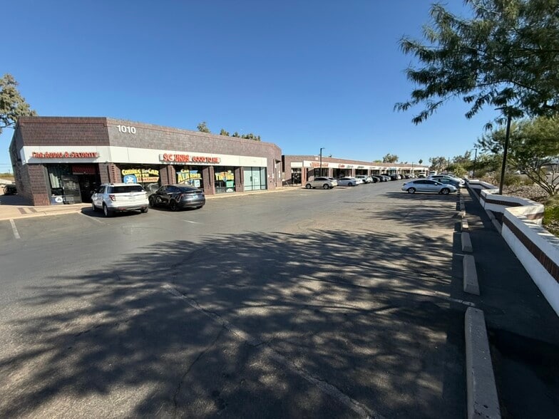 1010 W Broadway Rd, Tempe, AZ for lease - Building Photo - Image 2 of 4