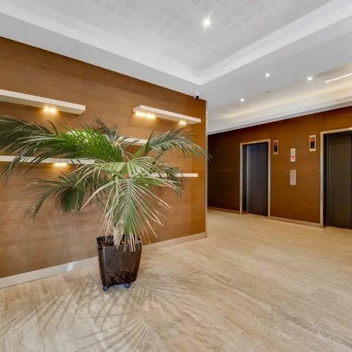 40 Boulevard Henri Sellier, Suresnes for sale - Interior Photo - Image 2 of 5