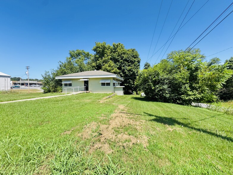 41 Spring St, Melbourne, AR for sale - Primary Photo - Image 1 of 8