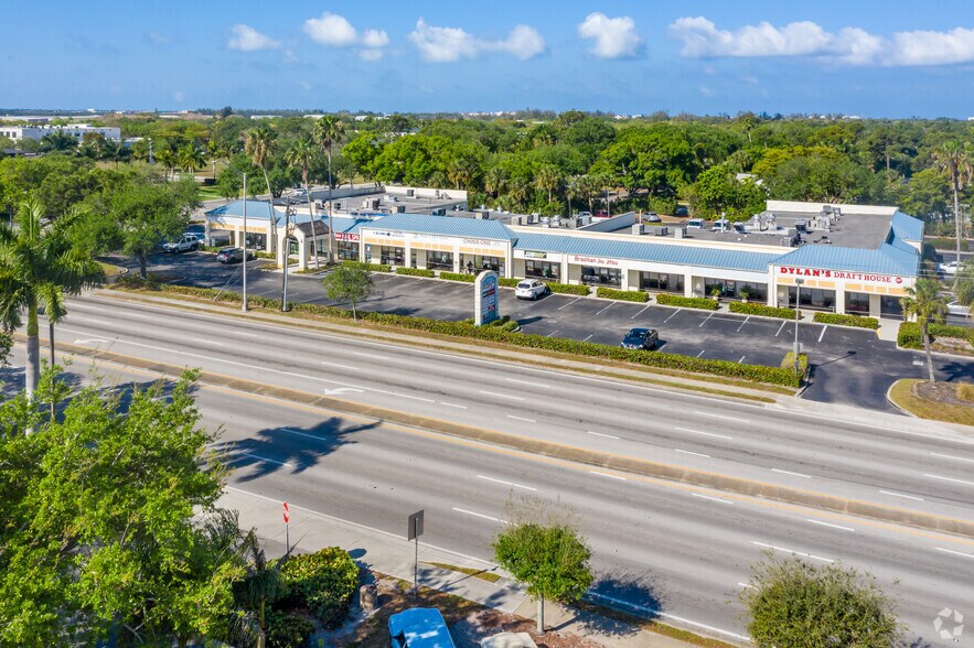 1236-1250 Airport Pulling Rd N, Naples, FL à louer - Photo du bâtiment - Image 2 de 4