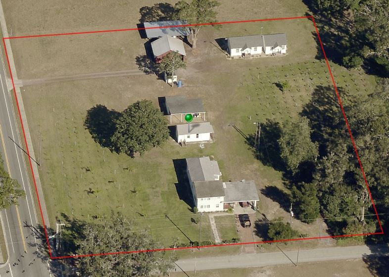 110 E 2nd Ave, Pierson, FL à vendre - Photo du bâtiment - Image 2 de 9