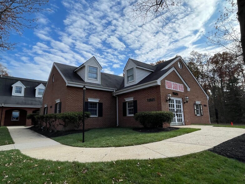 11325 Pembrooke Sq, Waldorf, MD à vendre - Photo du bâtiment - Image 2 de 9