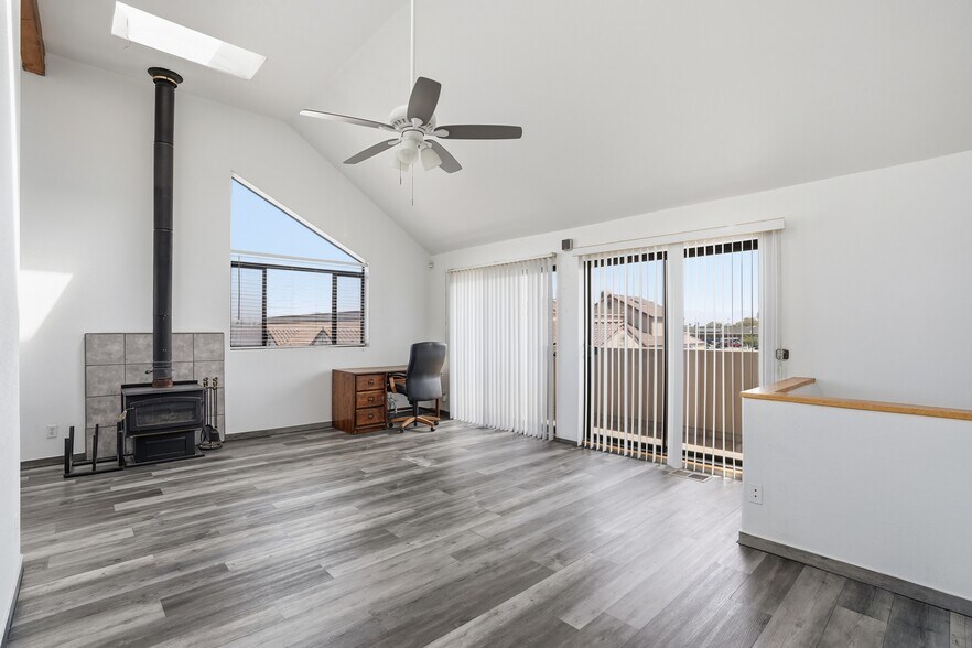 2125 S Broadway, Santa Maria, CA à louer - Photo du bâtiment - Image 3 de 6