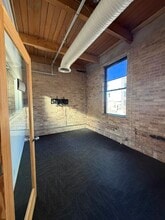 848 W Eastman St, Chicago, IL for lease Interior Photo- Image 2 of 11