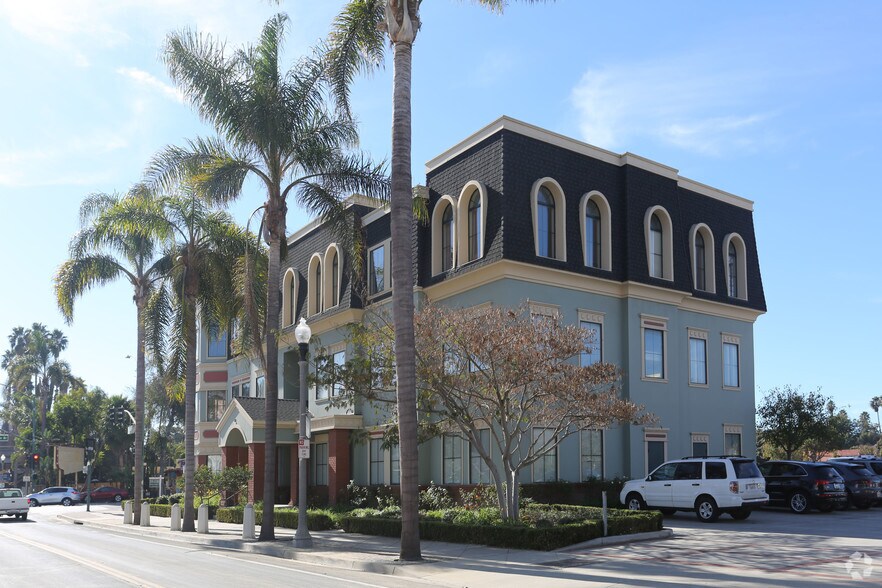 199 Figueroa St, Ventura, CA à louer - Photo du bâtiment - Image 2 de 3