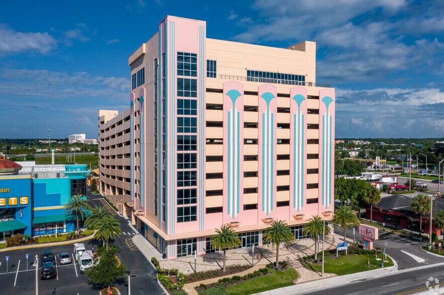 8050 International Dr, Orlando, FL à louer - Photo principale - Image 1 de 8