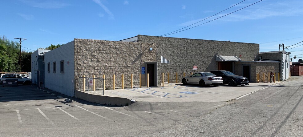 424 S Gladys Ave, San Gabriel, CA à louer - Photo du bâtiment - Image 2 de 13