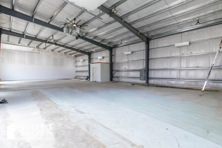 1651 Hill Ln, Little Elm, TX à louer - Photo du bâtiment - Image 2 de 18